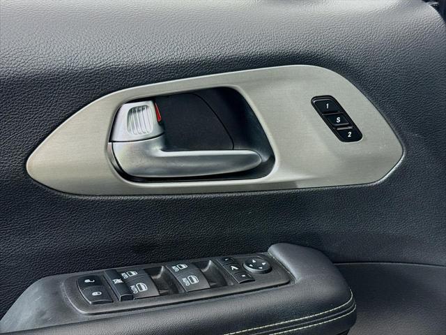 used 2024 Chrysler Pacifica Hybrid car, priced at $27,795