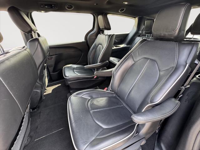 used 2024 Chrysler Pacifica Hybrid car, priced at $27,995