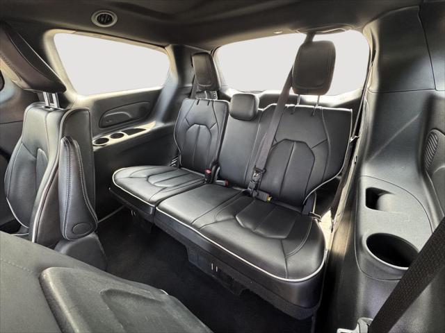 used 2024 Chrysler Pacifica Hybrid car, priced at $27,995