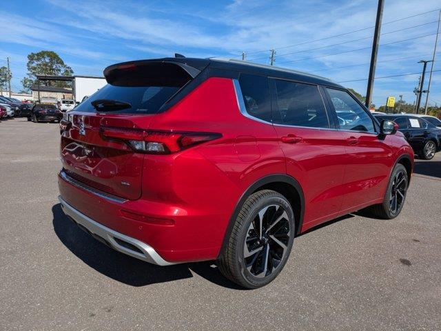 new 2024 Mitsubishi Outlander car, priced at $33,035