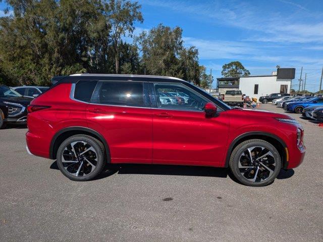 new 2024 Mitsubishi Outlander car, priced at $33,035