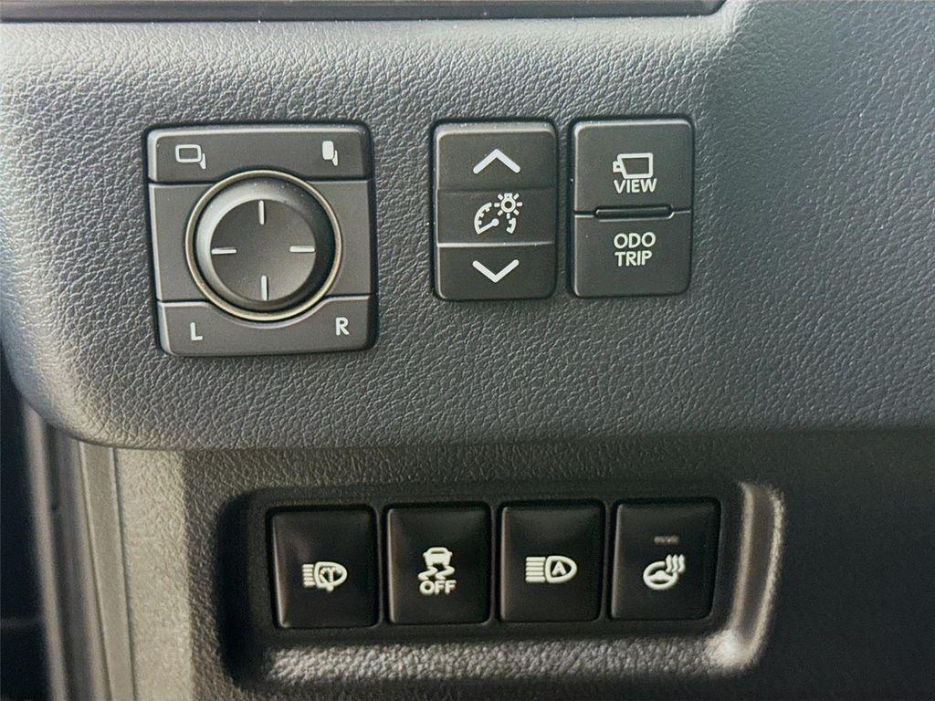used 2023 Lexus GX 460 car, priced at $52,000