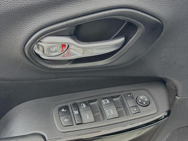 used 2021 Jeep Cherokee car, priced at $18,845