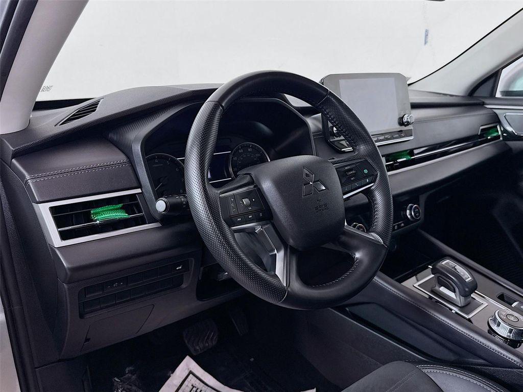 used 2024 Mitsubishi Outlander car, priced at $22,000