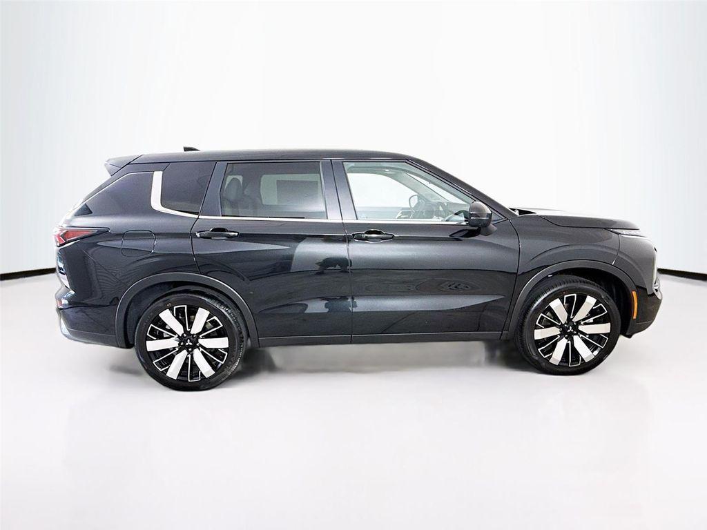 new 2025 Mitsubishi Outlander car, priced at $29,750