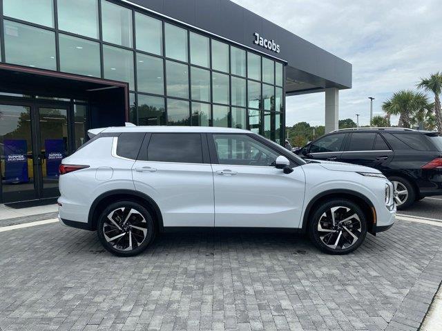 new 2024 Mitsubishi Outlander car, priced at $27,130