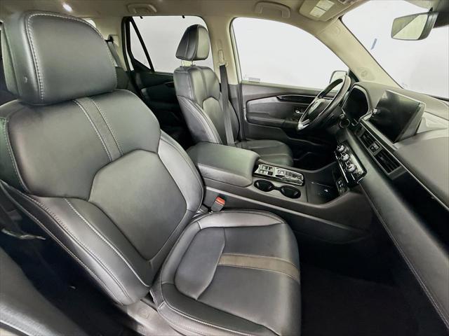 used 2024 Honda Pilot car, priced at $35,995