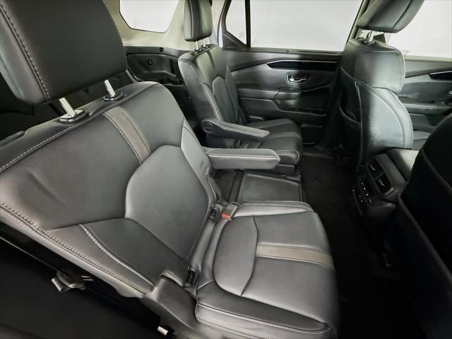 used 2024 Honda Pilot car, priced at $35,995