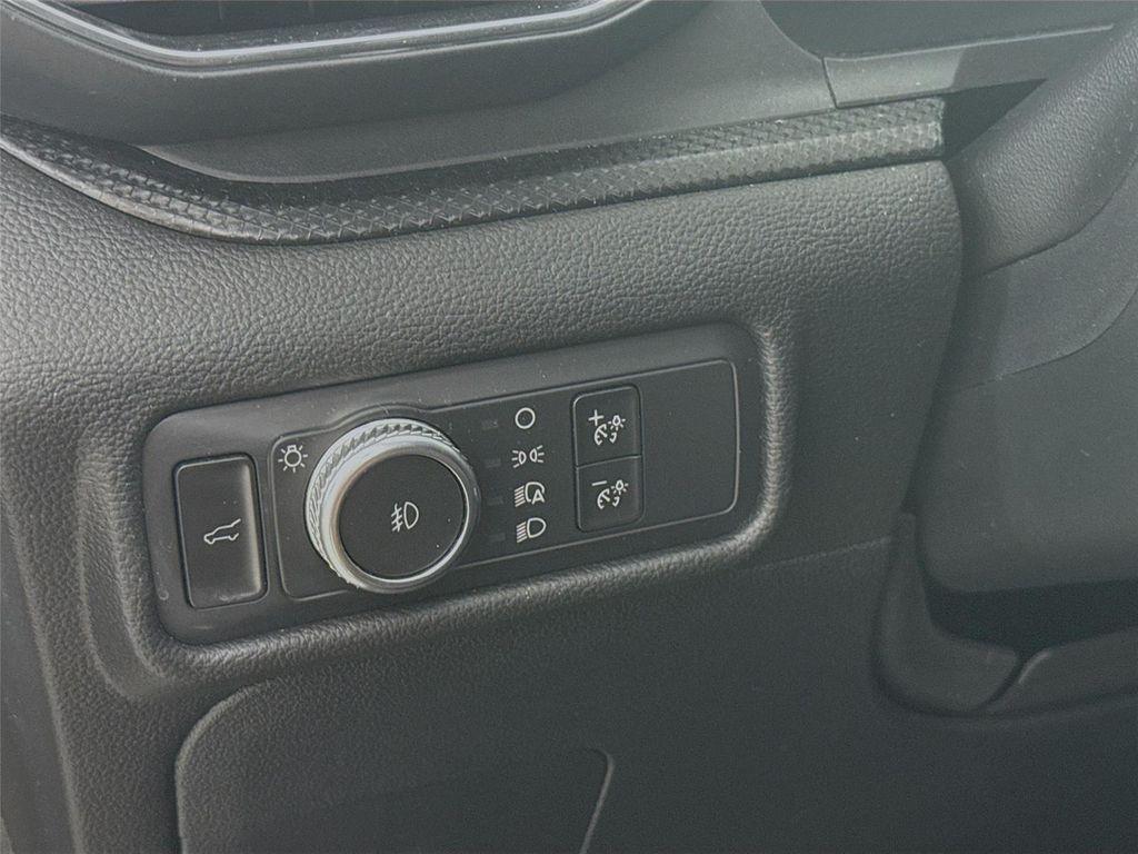 used 2021 Ford Explorer car, priced at $30,502