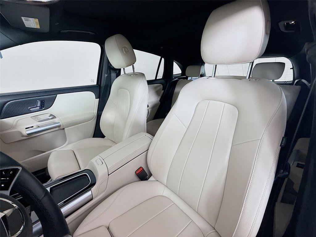 used 2025 Mercedes-Benz GLA 250 car, priced at $35,997