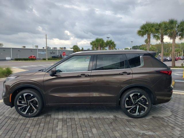 new 2024 Mitsubishi Outlander car, priced at $29,790