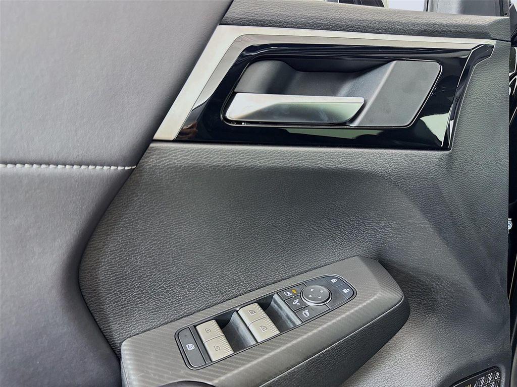 new 2025 Mitsubishi Outlander car, priced at $33,765