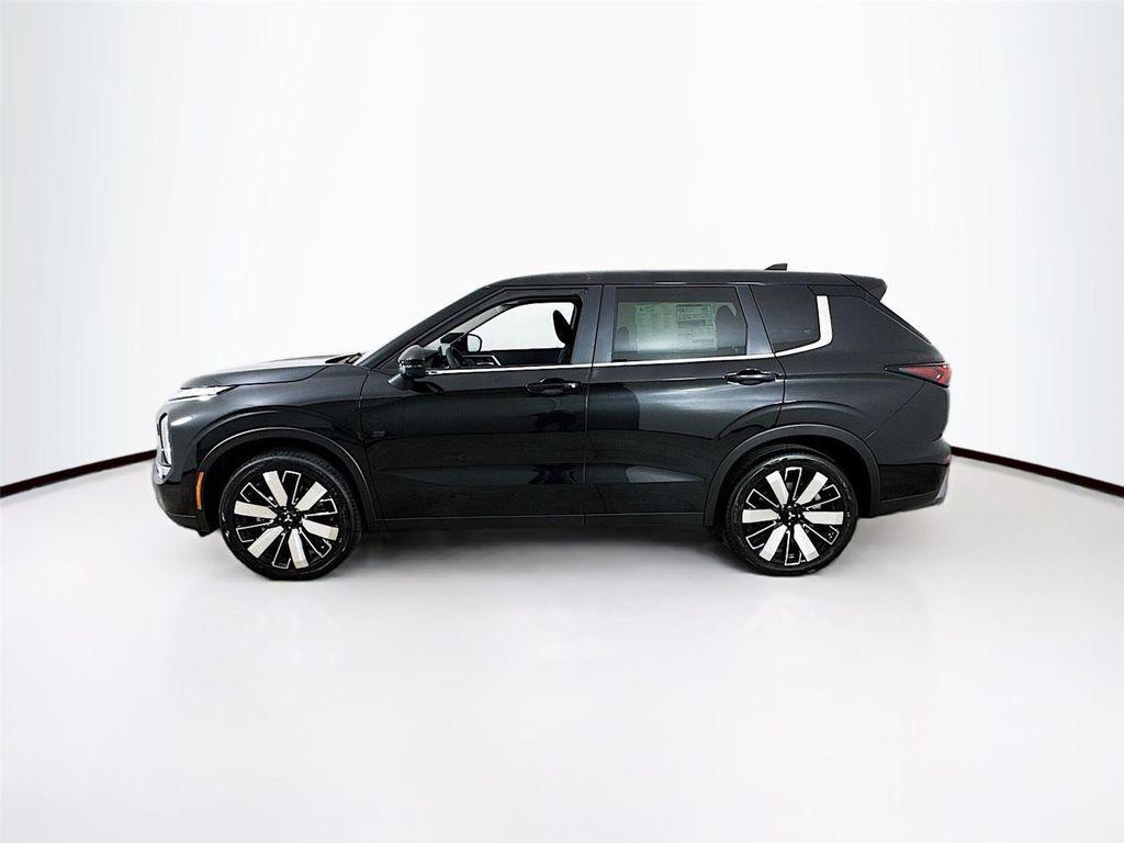 new 2025 Mitsubishi Outlander car, priced at $33,765