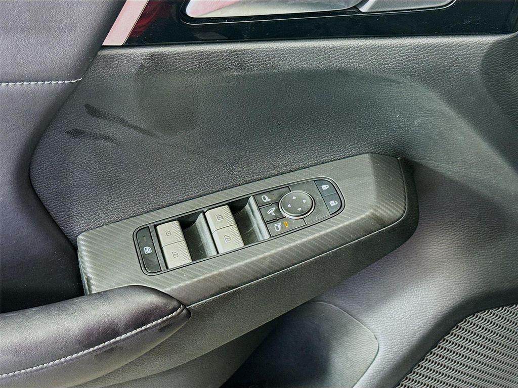 used 2024 Mitsubishi Outlander car, priced at $25,994