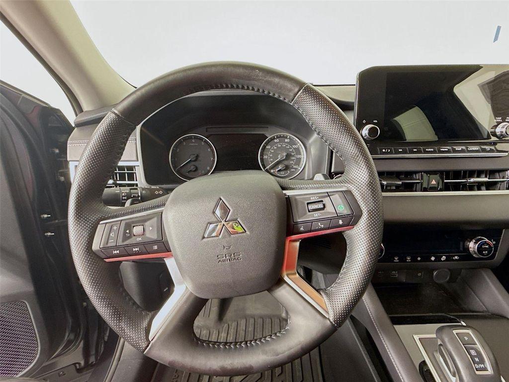 used 2024 Mitsubishi Outlander car, priced at $25,994