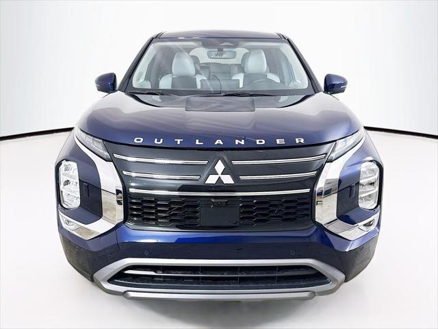 new 2025 Mitsubishi Outlander car