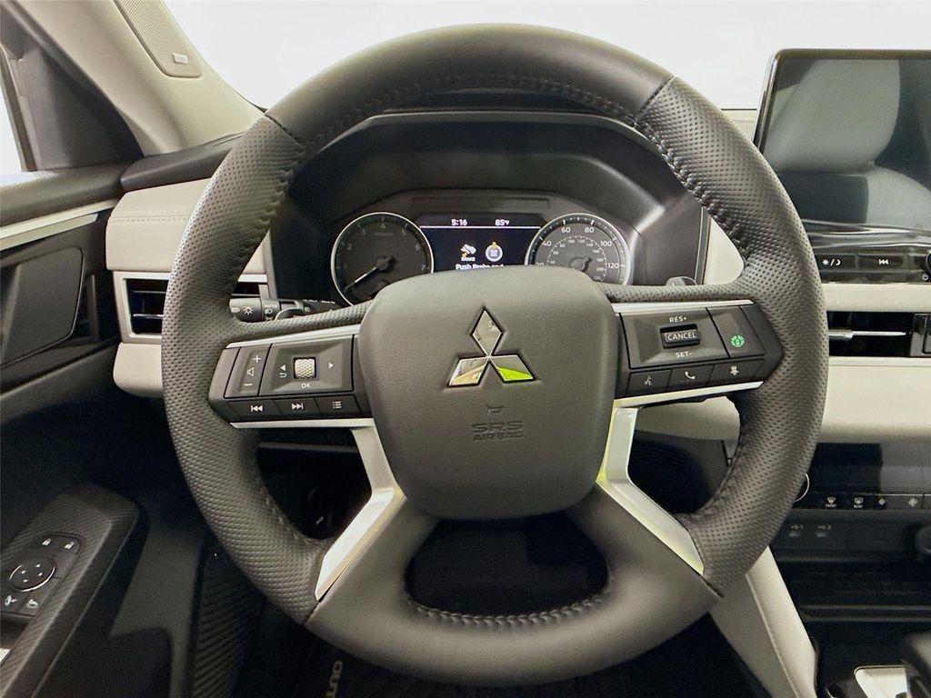 new 2025 Mitsubishi Outlander car, priced at $30,945