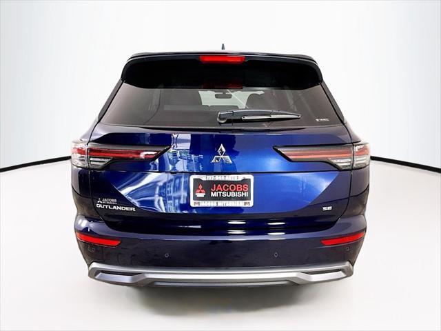 new 2025 Mitsubishi Outlander car