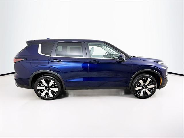 new 2025 Mitsubishi Outlander car