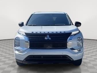 new 2024 Mitsubishi Outlander car, priced at $26,300