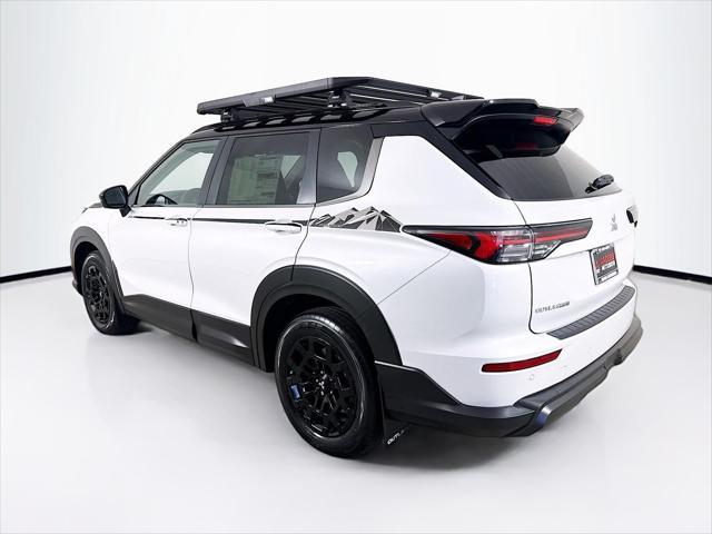 new 2025 Mitsubishi Outlander car, priced at $38,810