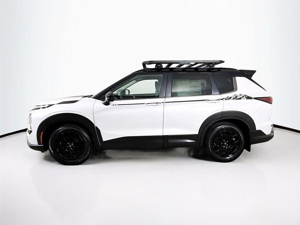 new 2025 Mitsubishi Outlander car, priced at $37,310