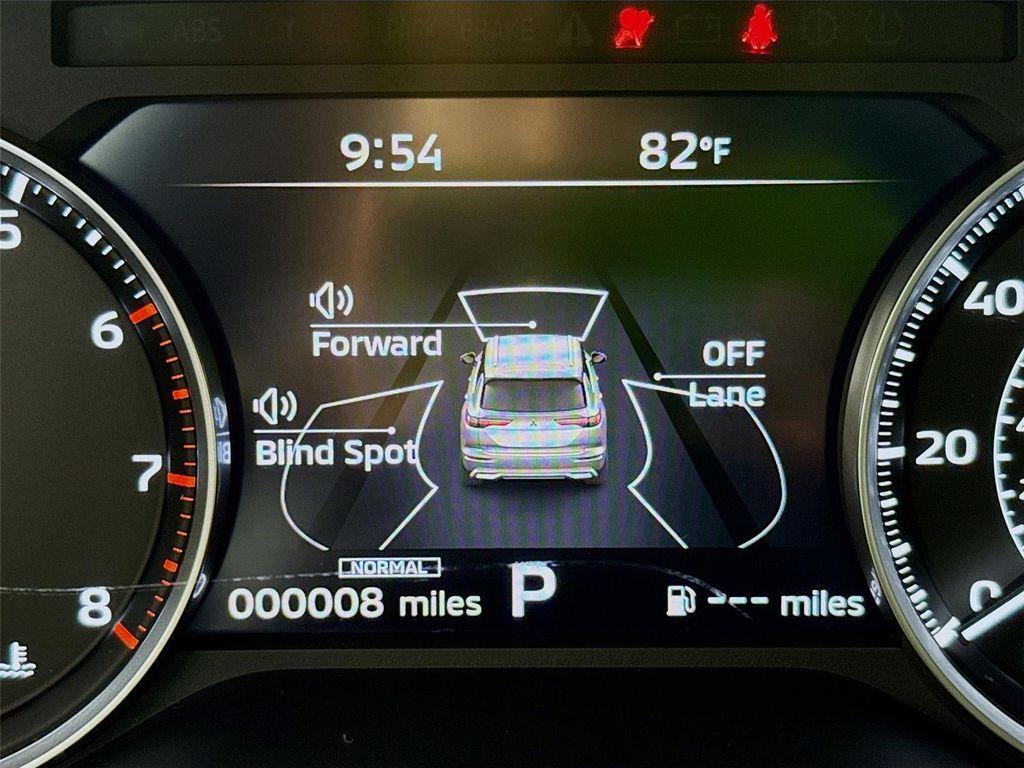 new 2025 Mitsubishi Outlander car, priced at $37,310