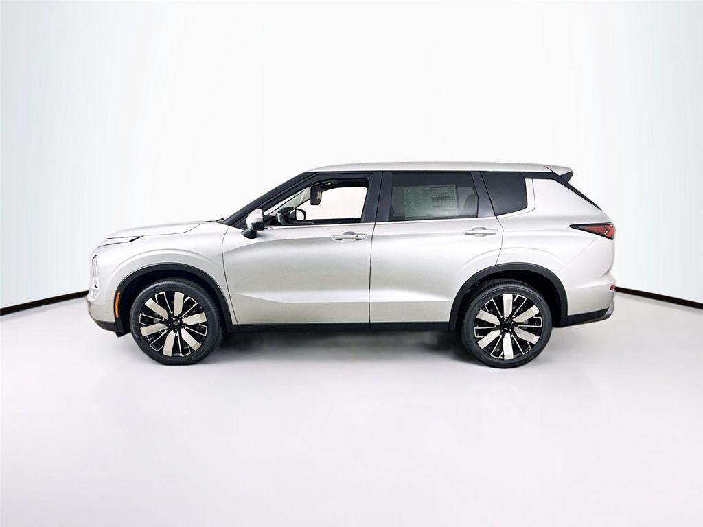 new 2025 Mitsubishi Outlander car, priced at $32,975