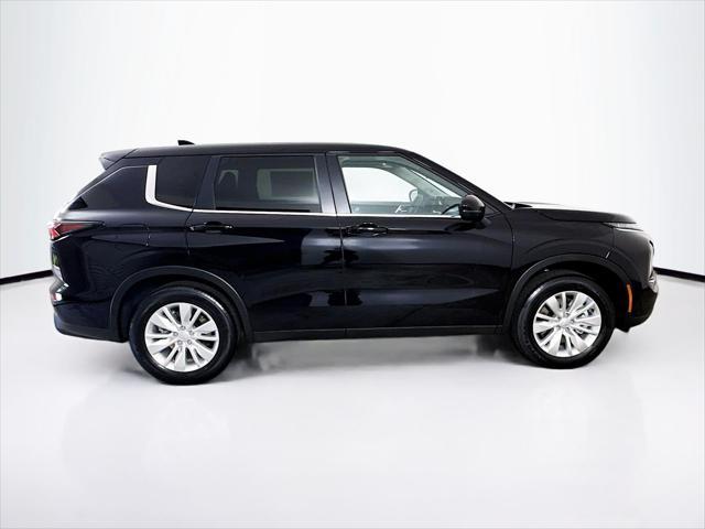 new 2025 Mitsubishi Outlander car, priced at $28,855