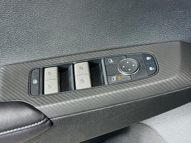 new 2025 Mitsubishi Outlander car, priced at $28,855