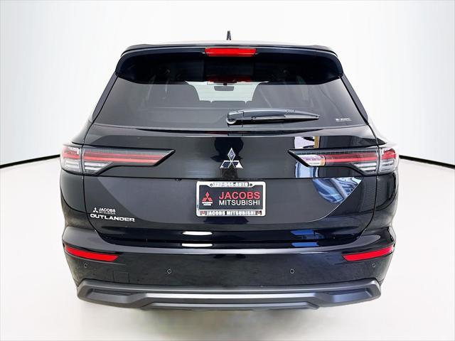 new 2025 Mitsubishi Outlander car, priced at $28,855