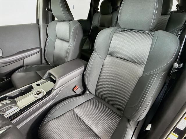 new 2025 Mitsubishi Outlander car, priced at $28,855