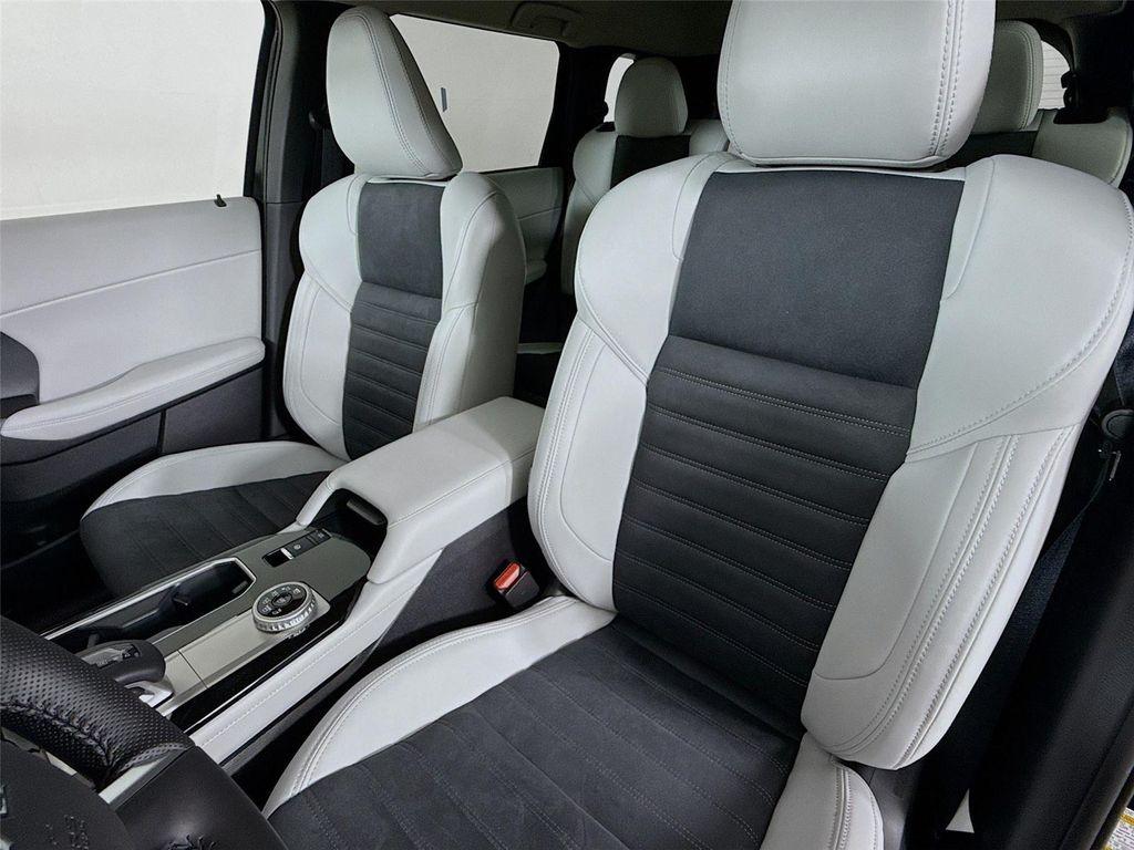 new 2025 Mitsubishi Outlander car, priced at $31,540