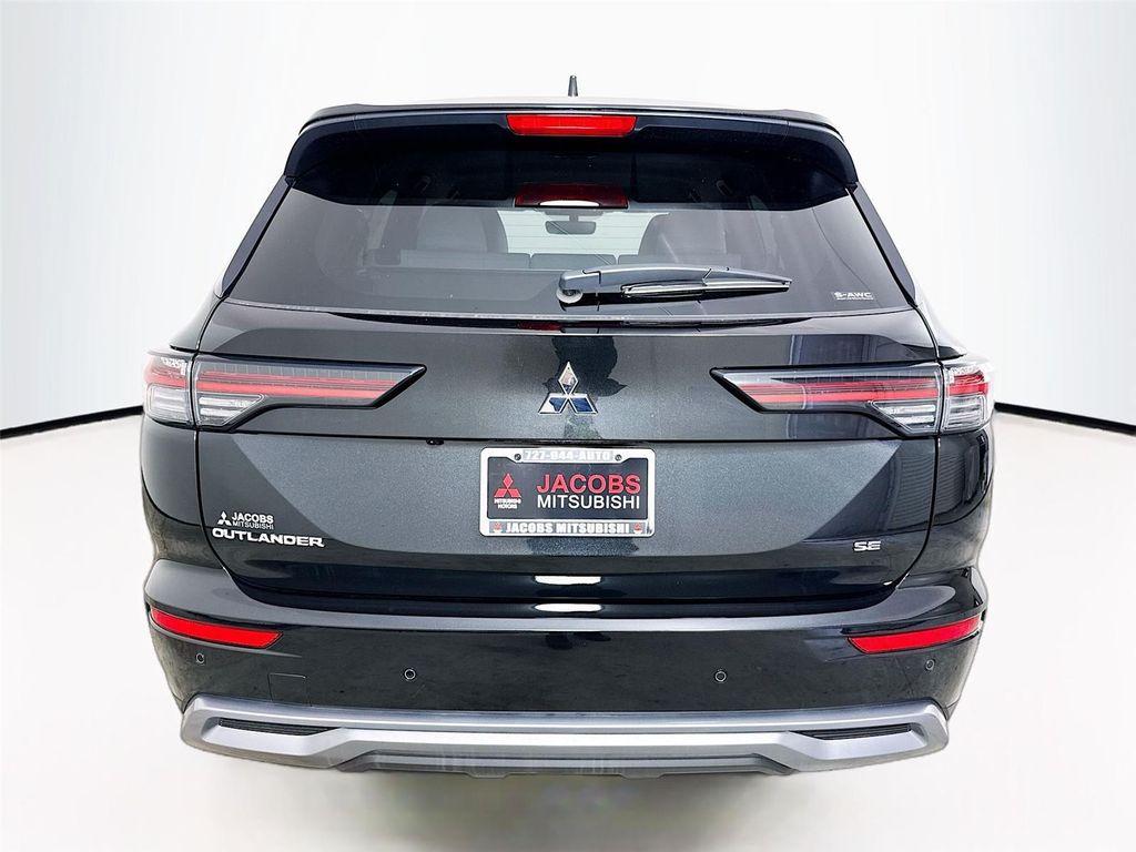 new 2025 Mitsubishi Outlander car, priced at $31,540