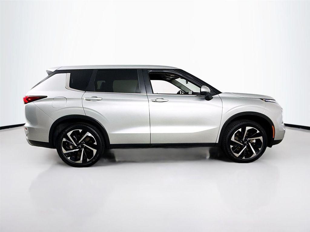 used 2024 Mitsubishi Outlander car, priced at $22,499