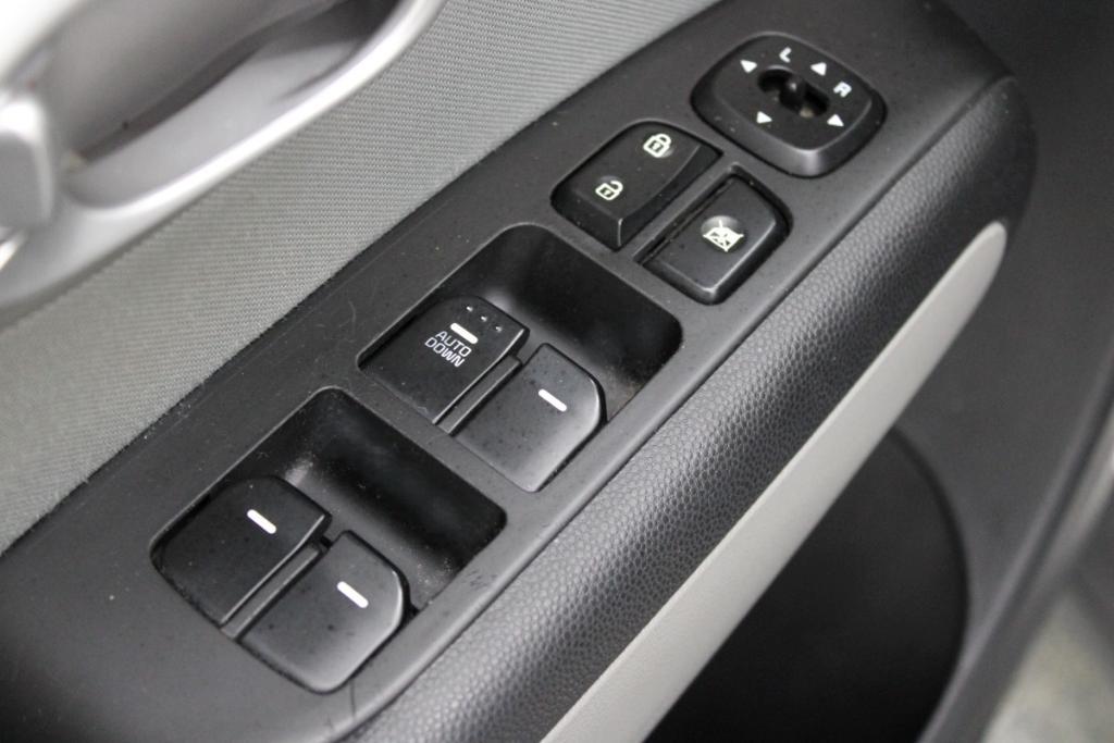 used 2016 Kia Soul car, priced at $10,988