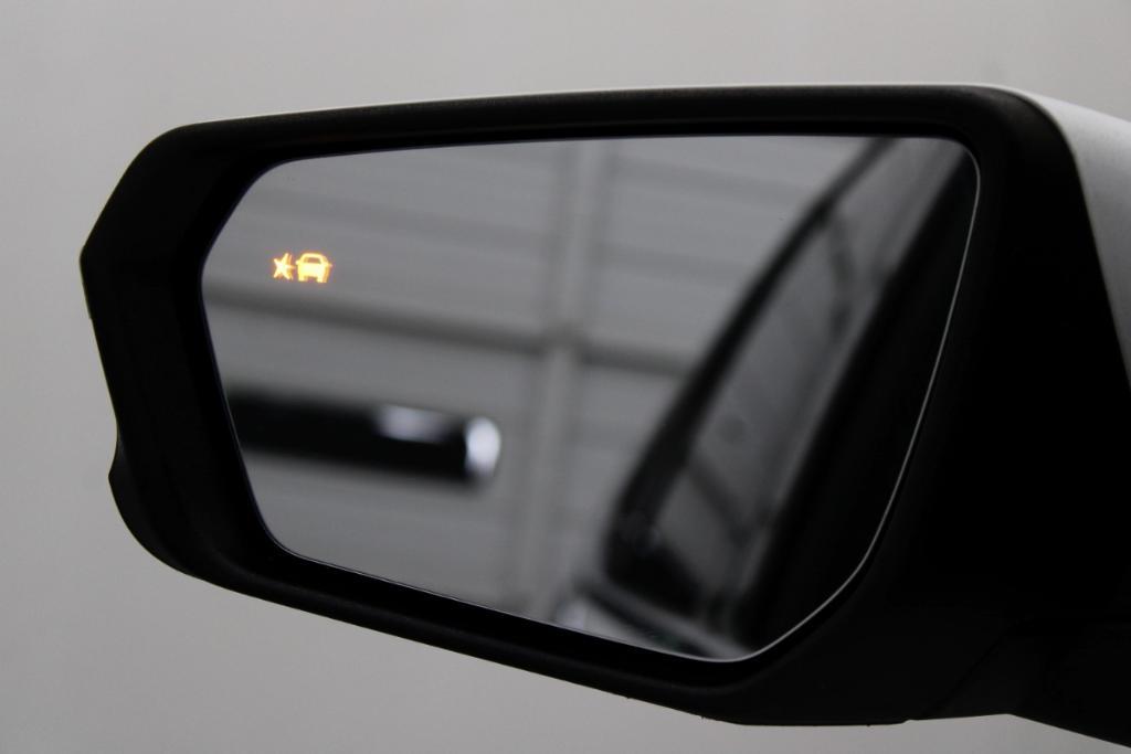 used 2018 Chevrolet Equinox car, priced at $12,988