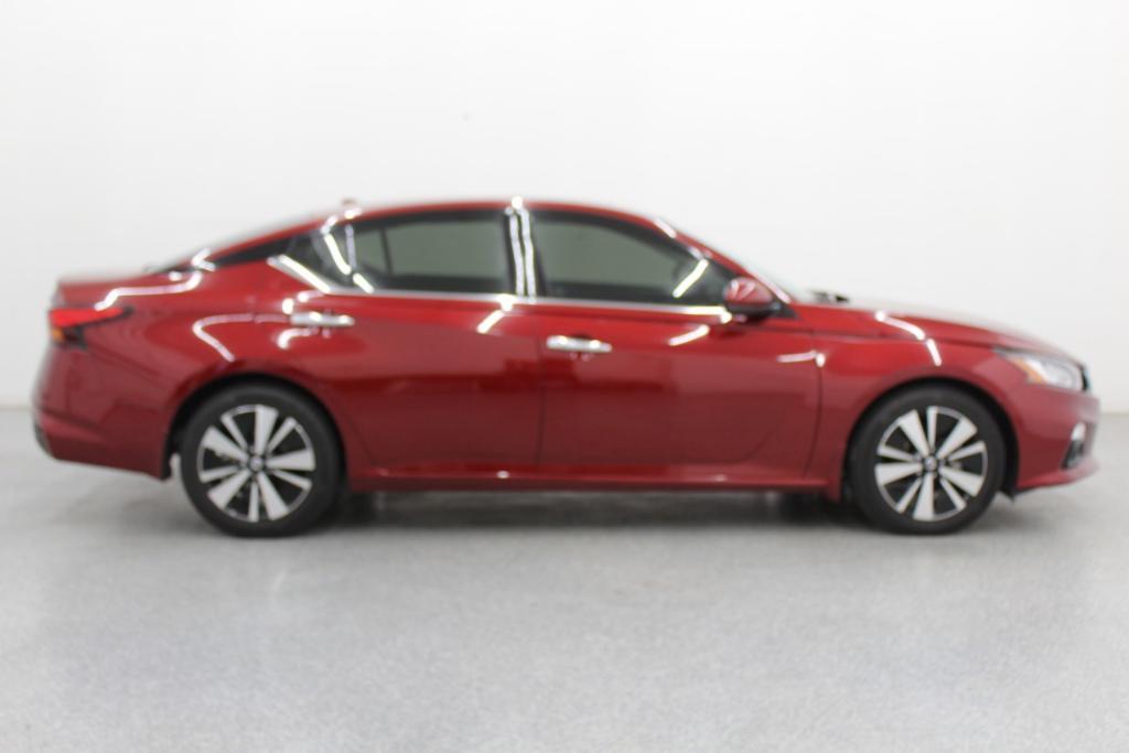 used 2022 Nissan Altima car, priced at $25,688