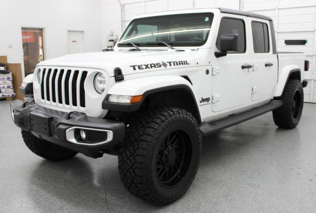 used 2023 Jeep Gladiator car, priced at $32,988