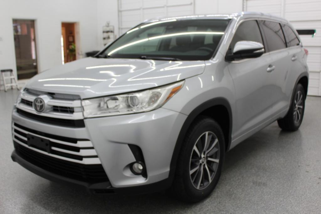 used 2018 Toyota Highlander car, priced at $21,688