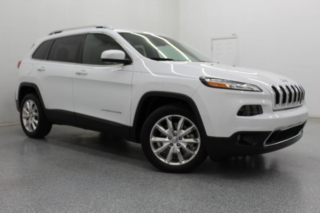 used 2016 Jeep Cherokee car, priced at $13,788