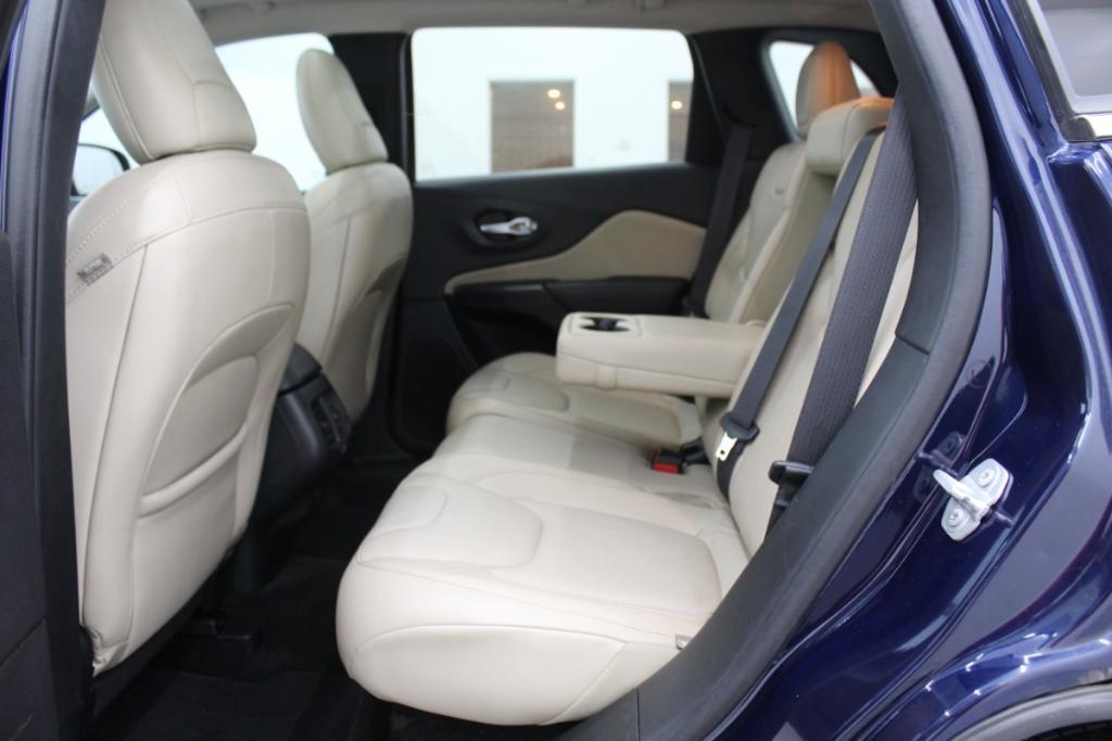 used 2016 Jeep Cherokee car, priced at $12,888
