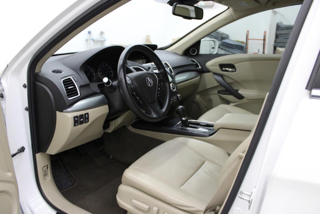 used 2018 Acura RDX car