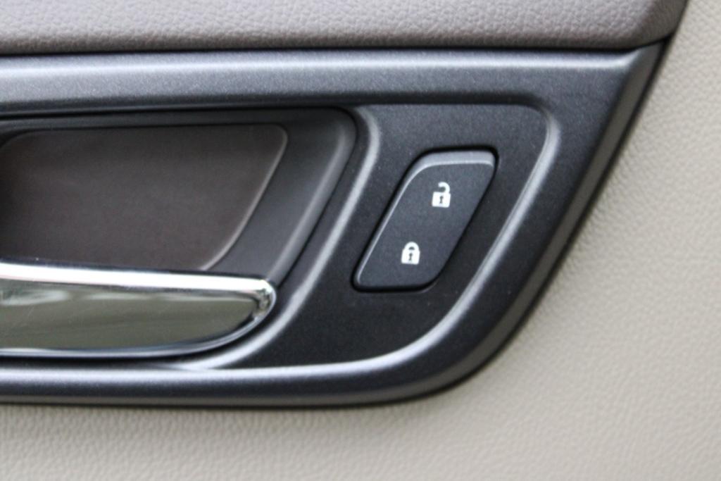 used 2016 Chevrolet Suburban car, priced at $17,688