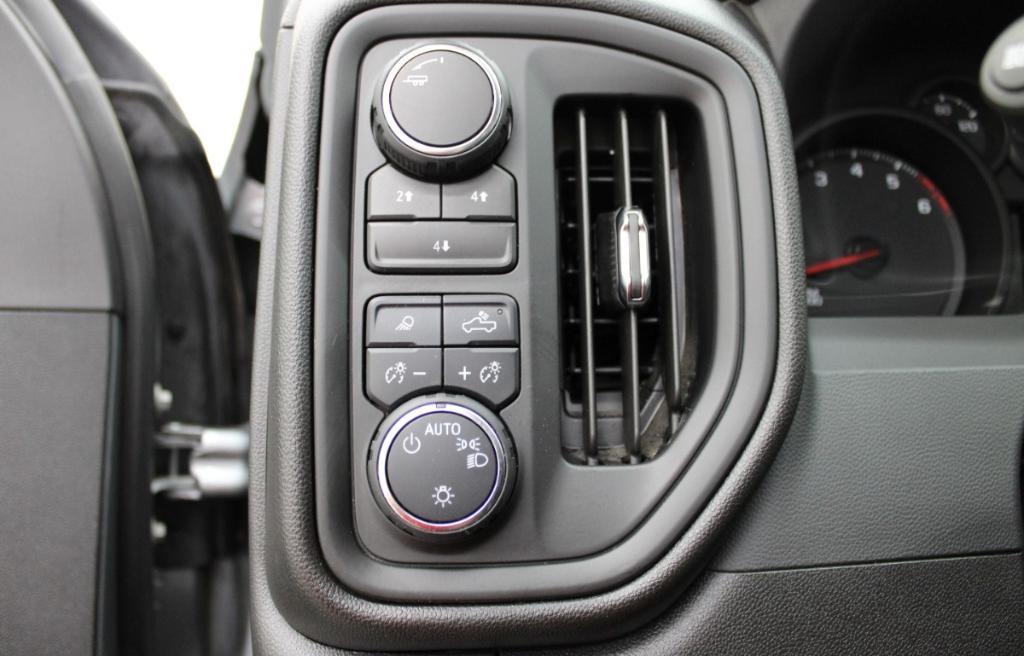 used 2025 Chevrolet Silverado 2500 car, priced at $49,988