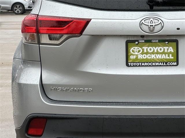 used 2018 Toyota Highlander car, priced at $23,500