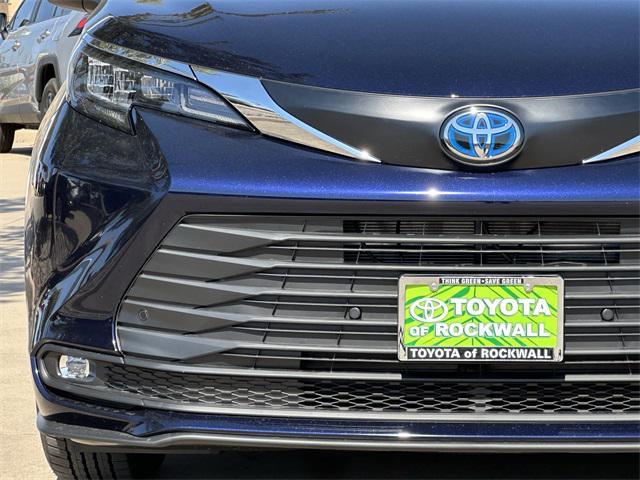 new 2025 Toyota Sienna car, priced at $48,668
