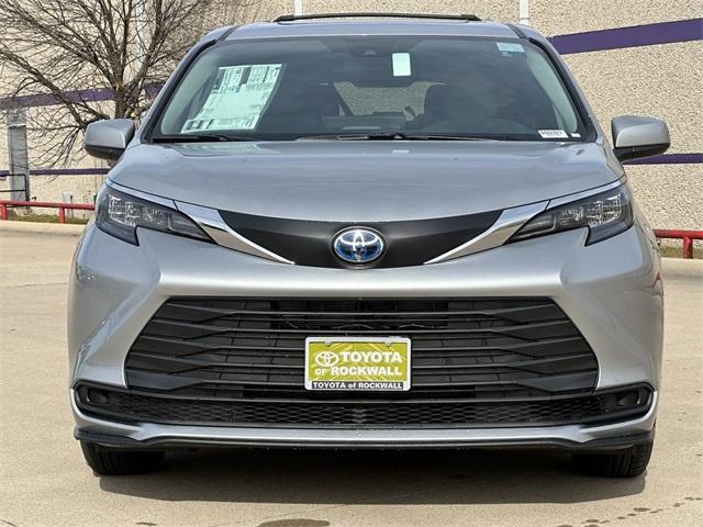 new 2025 Toyota Sienna car, priced at $44,440