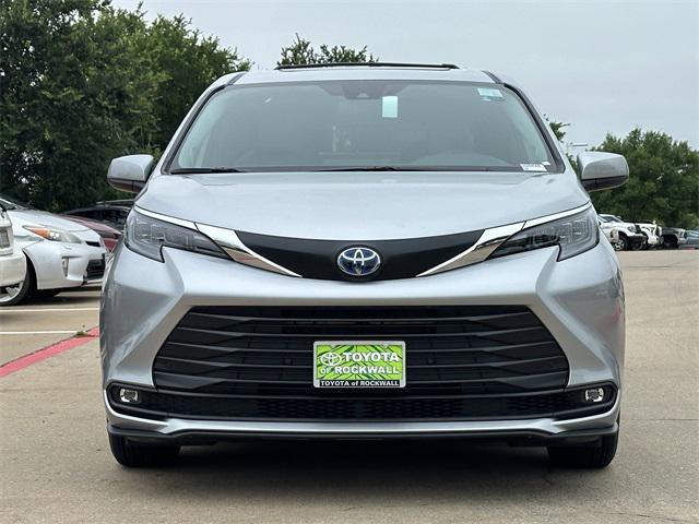 new 2025 Toyota Sienna car, priced at $49,044