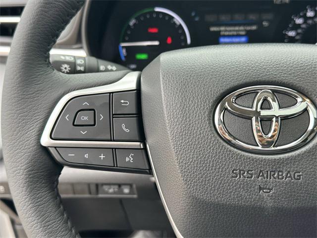 new 2025 Toyota Sienna car, priced at $49,044